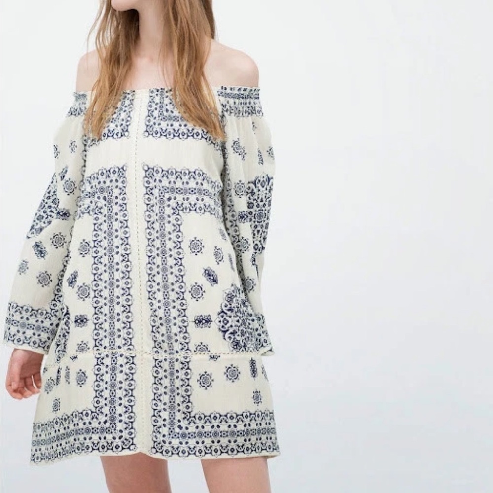 Zara Bohemian Off the Shoulder Mini Dress in Blue & White Women’s Size Medium